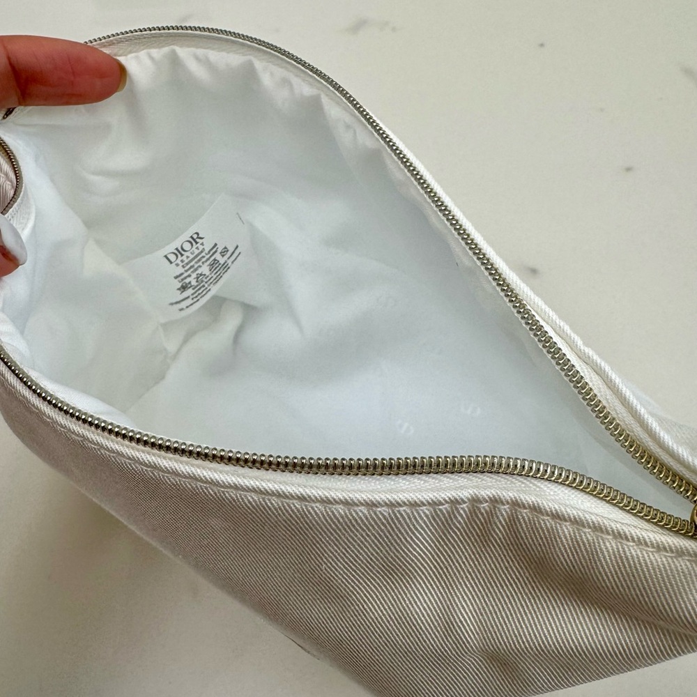 New - Authentic Dior Cosmetic Bag with Top Handle - Picture 10 of 10